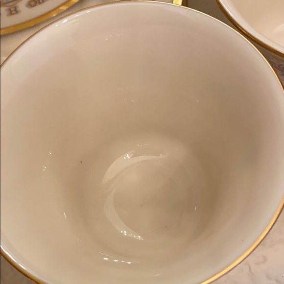 Lenox China- Vintage LOT 4 cups/saucers Lenox Versailles china - Picture 5 of 6